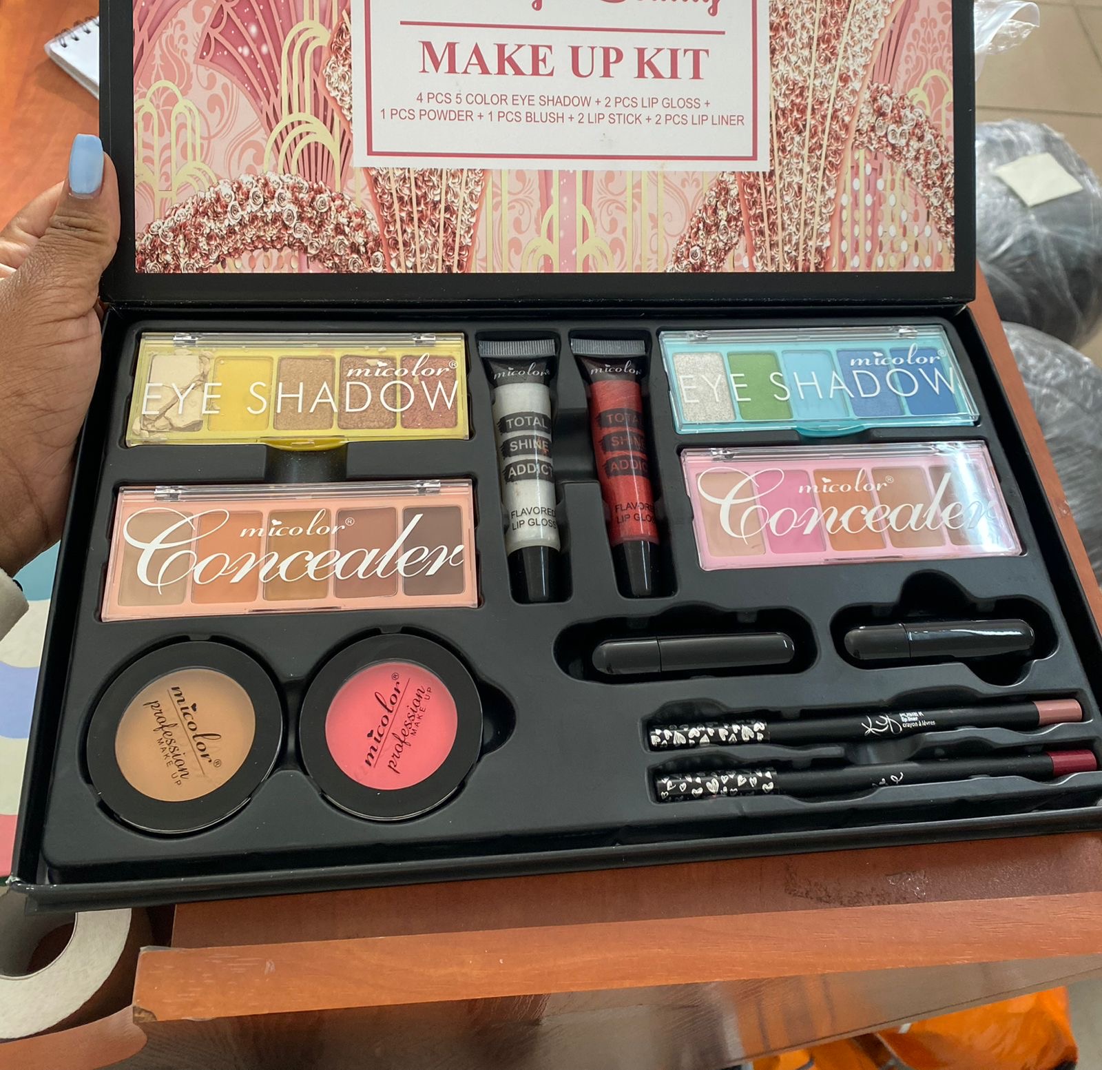 Make up kits - Image 5