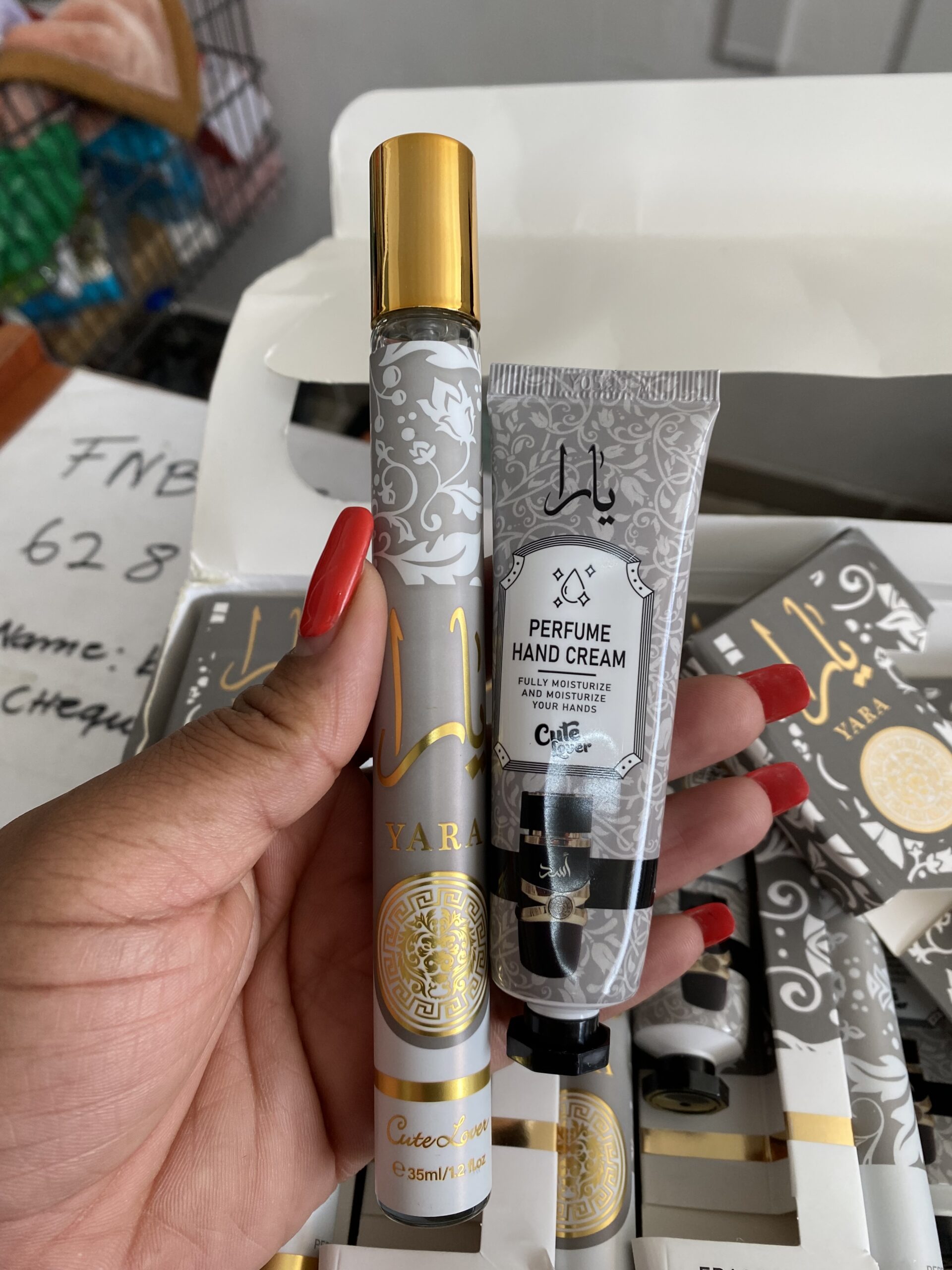 2 pieces perfume + hand lotion